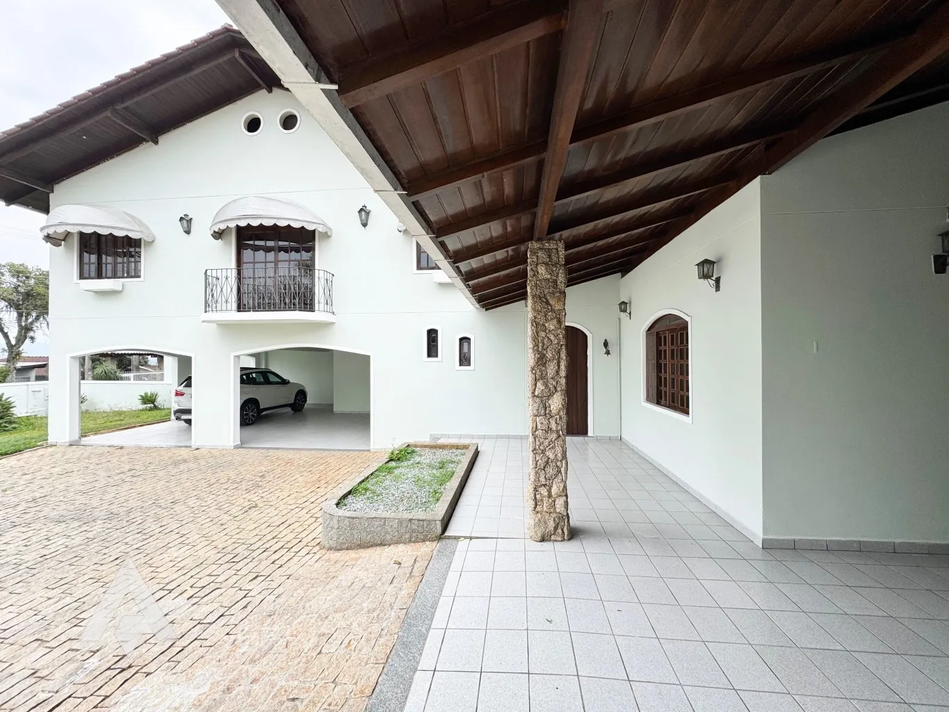 Casa com 4 dormitórios à venda no bairro Itoupava Norte!! — foto 2