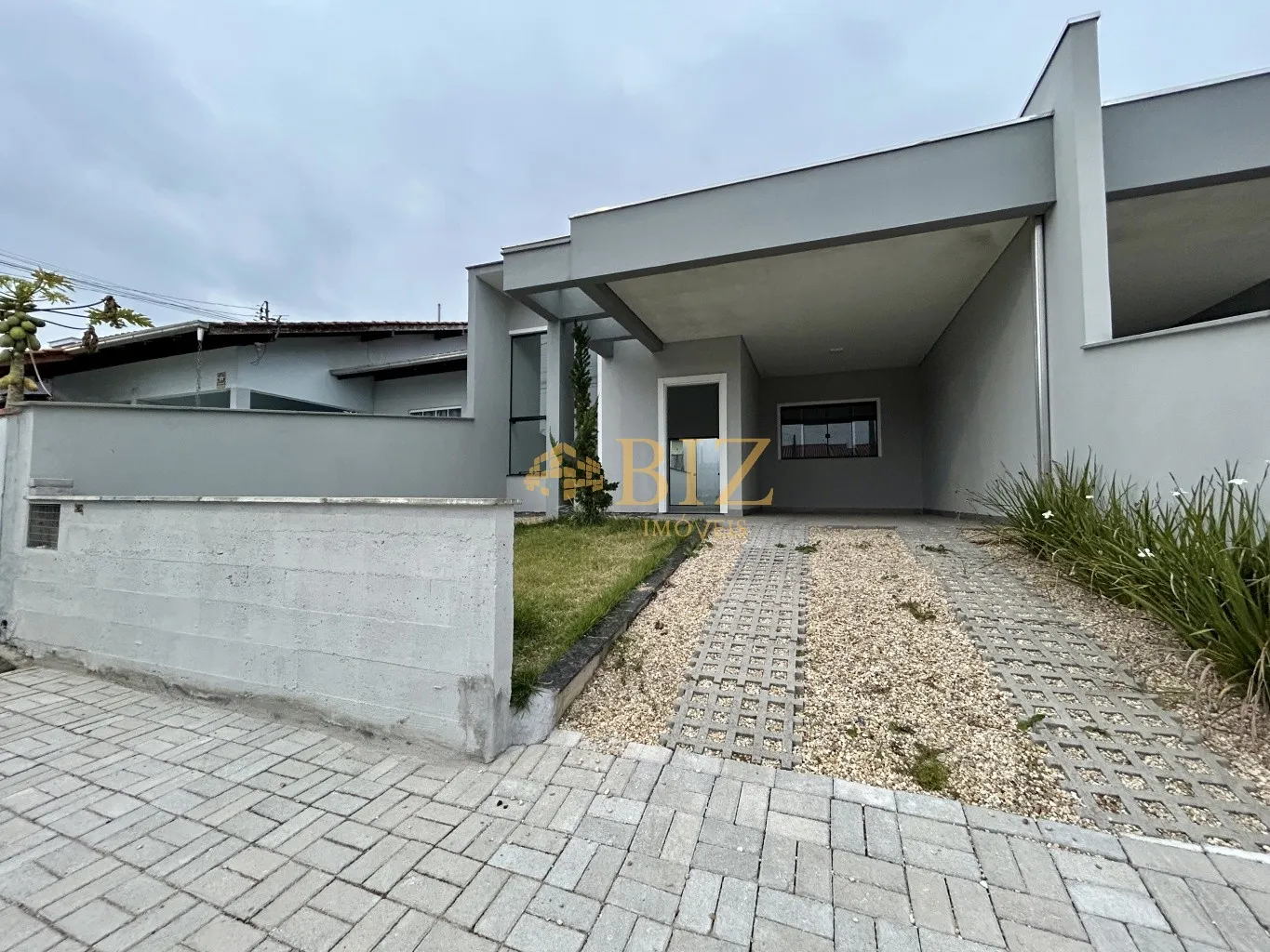 Belíssima casa nova, com 2 dormitórios (1 suíte) e muito espaço de terreno na Margem Esquerda em Gaspar! — foto 2