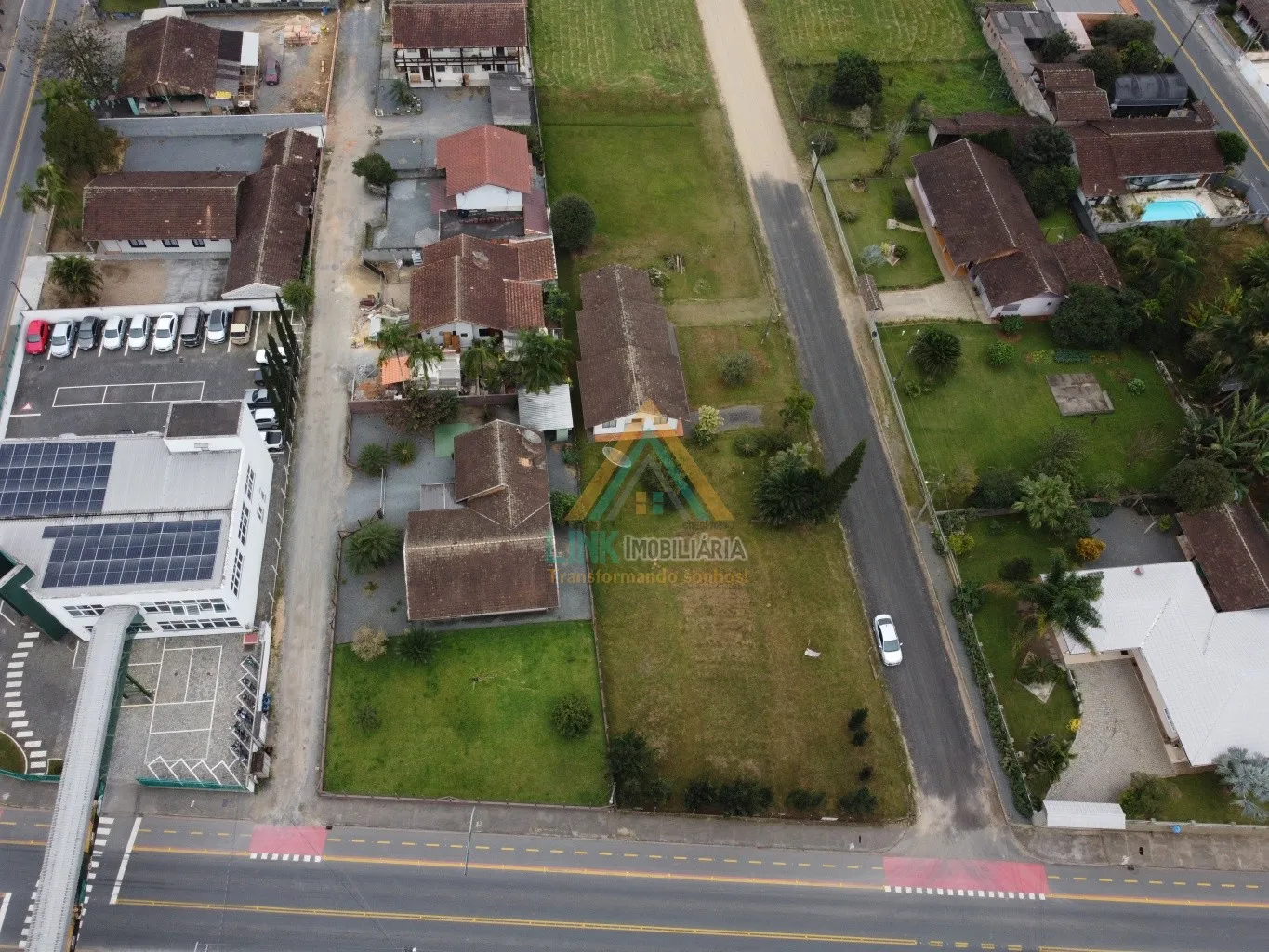 Excelente Terreno com 2.130,83m no Centro da cidade de Pomerode. — foto 3