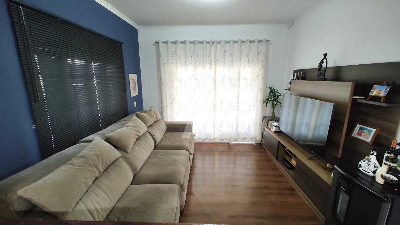 Casa com 2 quartos e edícula nos fundos à venda no bairro Santo Antônio em Joinville - SC por R$ 795.000,00. — foto 7