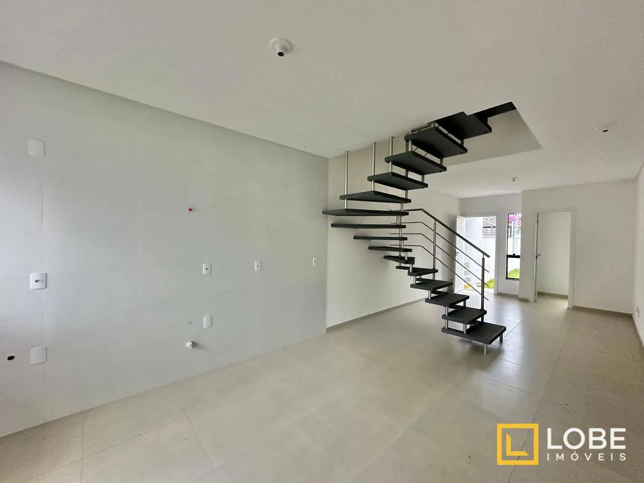 Sobrado com 2 suítes à venda, 74 m por R$ 480.000 - Água Verde - Blumenau/SC — foto 4