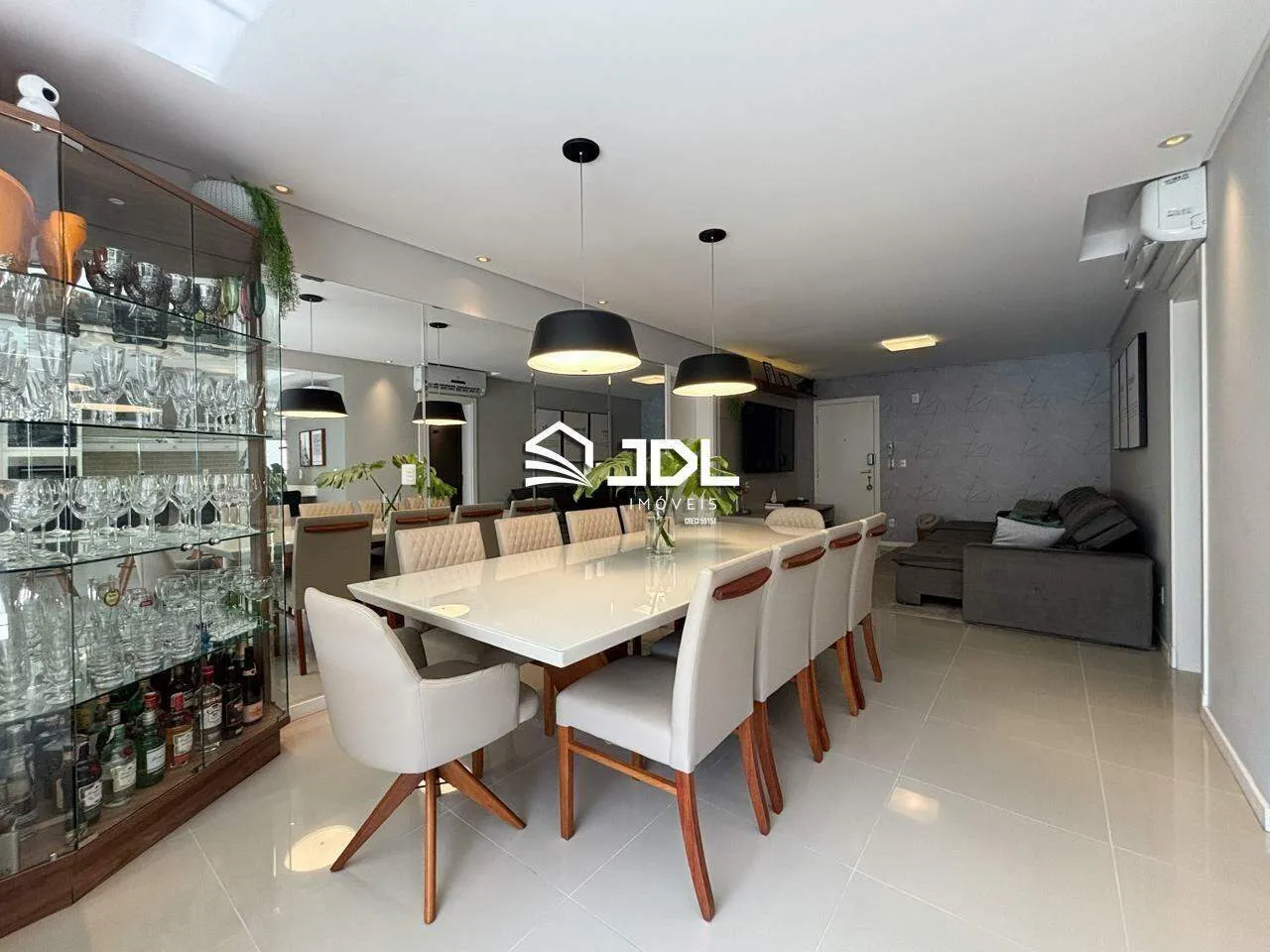 Apartamento com 174m, 3 suítes e 4 vagas de garagem - Vila Formosa - Blumenau - foto 1