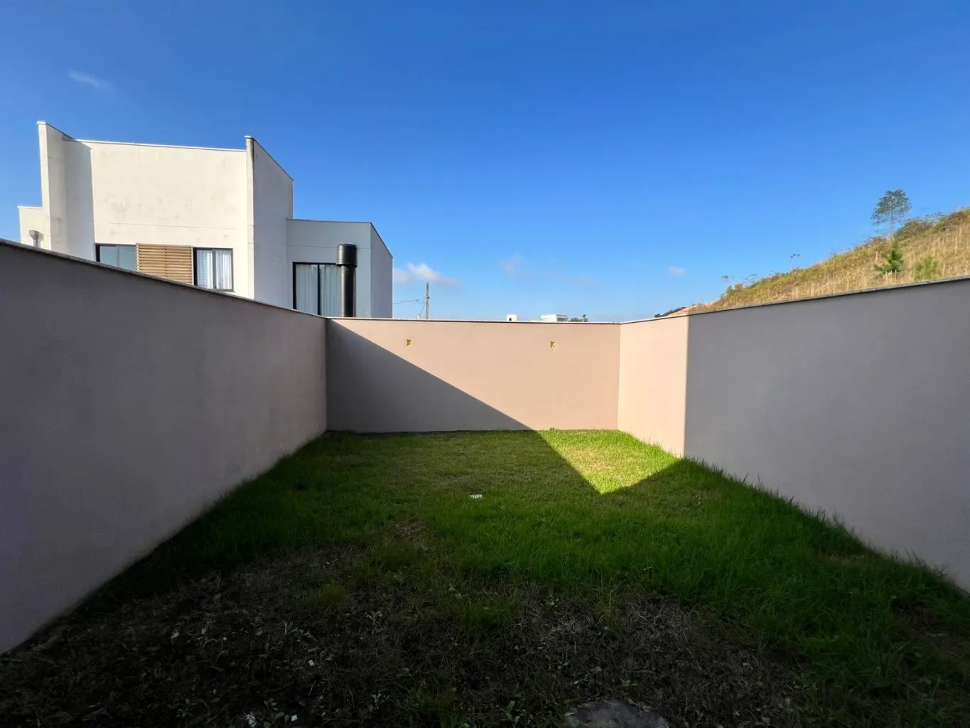 4 Sobrados à venda -Gaspar-Mirim -1 Suite -Vaga Garagem — foto 4