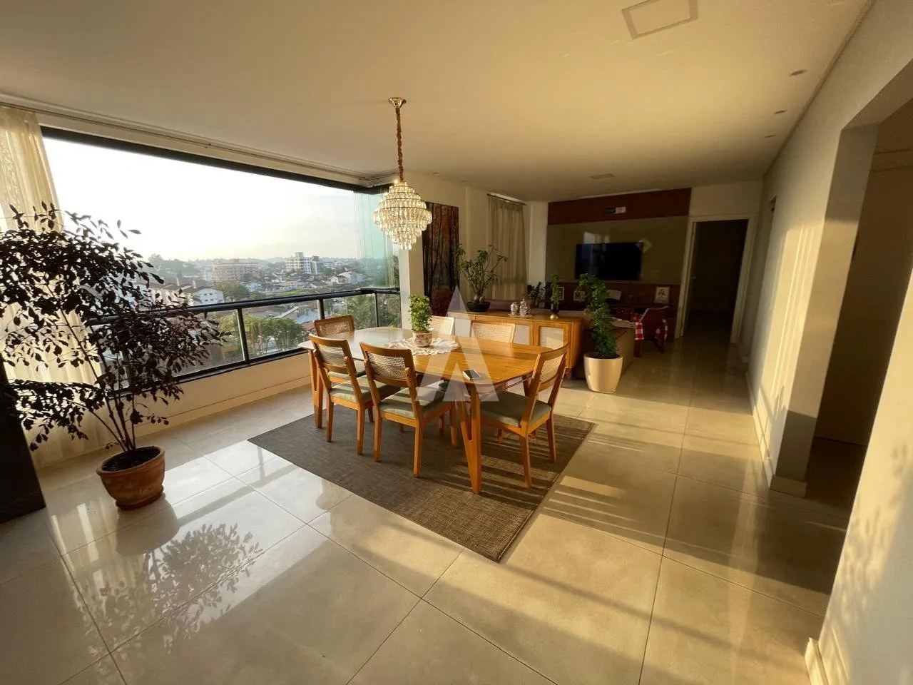 Apartamento com 3 suítes à venda no bairro Saguaçu em Joinville - SC por R$ 1.150.000,00. - foto 1