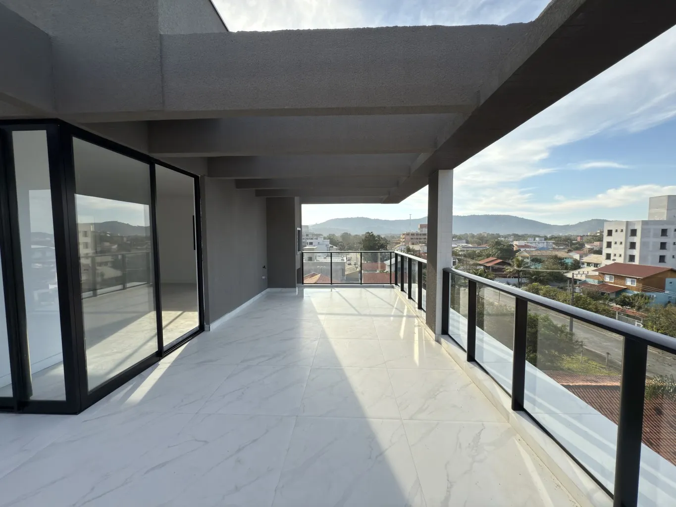 COBERTURA DUPLEX - BOMBINHAS (CANTO GRANDE) - foto 1