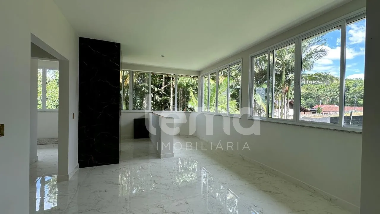 Casa com 3 suítes no bairro Tribess em Blumenau. — foto 3