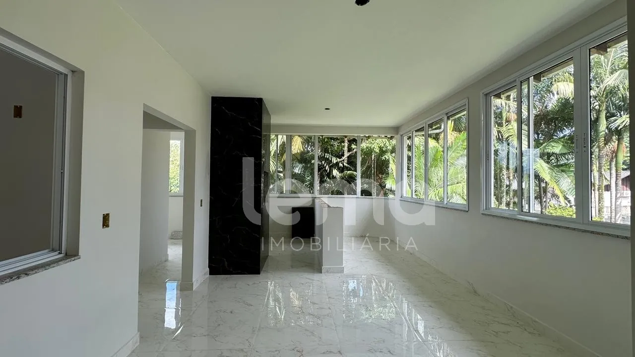 Casa com 3 suítes no bairro Tribess em Blumenau. — foto 7