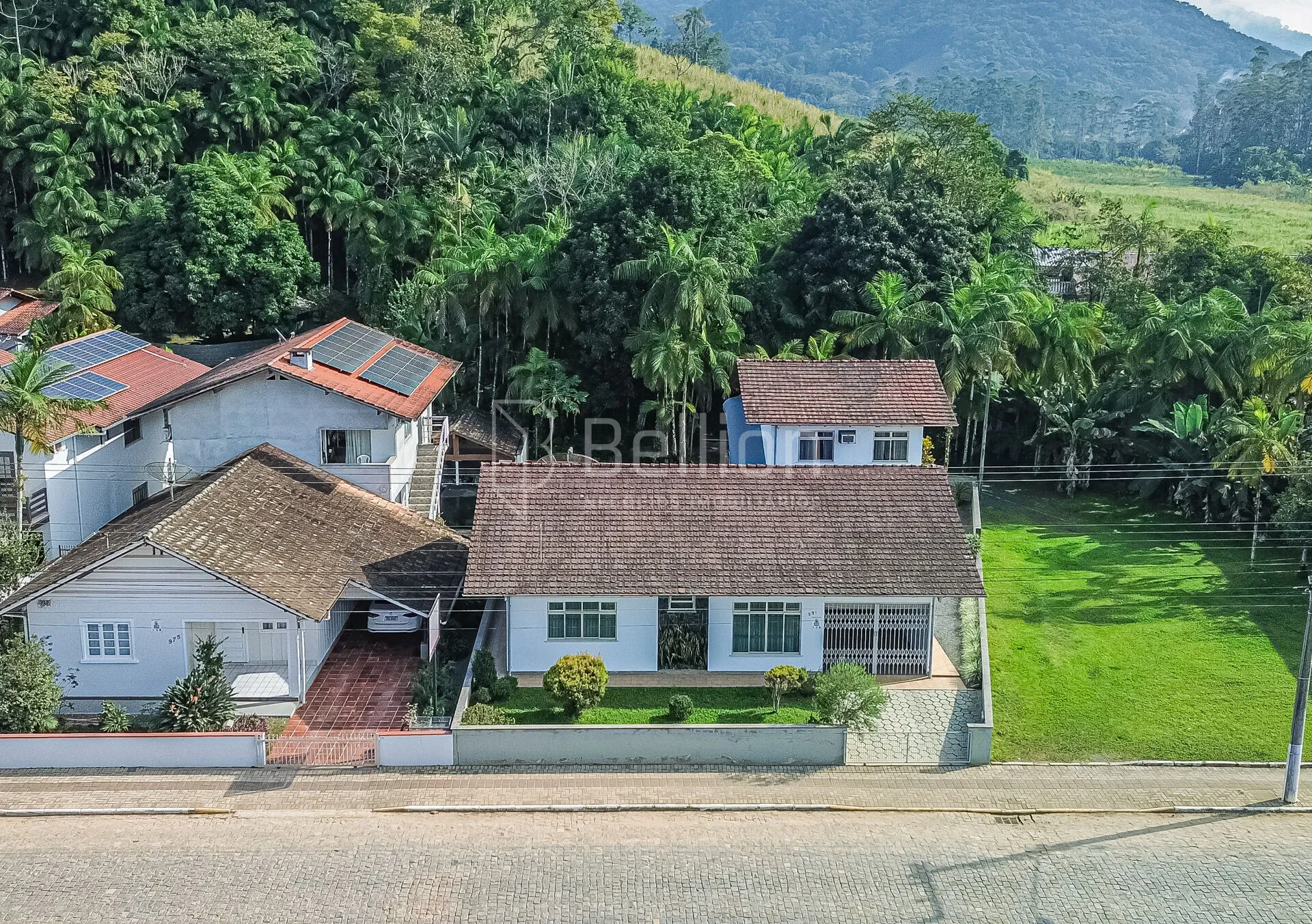 Casa à Venda no Centro de Rio dos Cedros! - foto 1