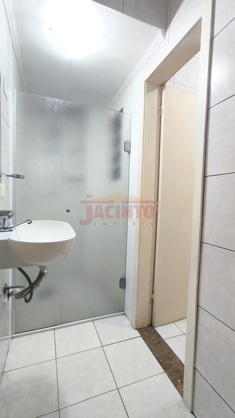 Sala comercial com aproximadamente 67m no Bairro Centro. — foto 3