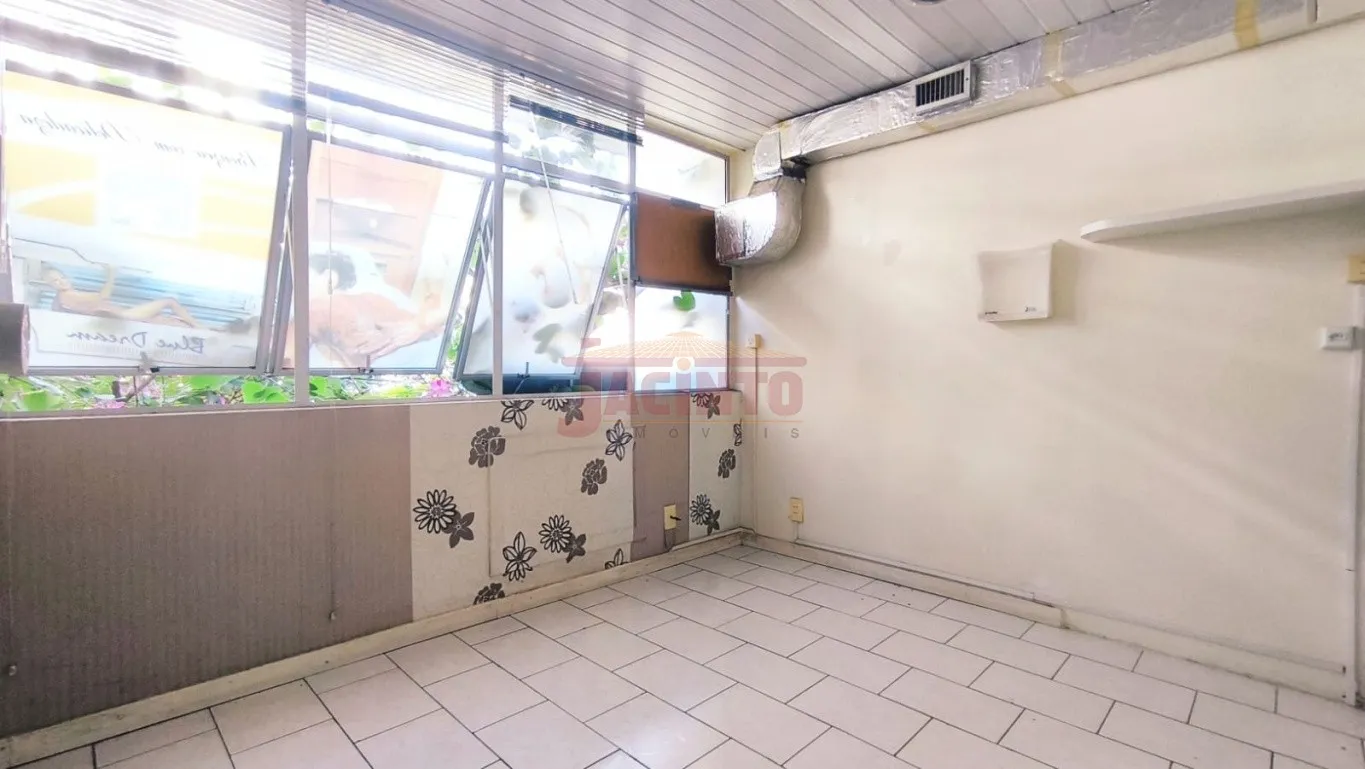 Sala comercial com aproximadamente 67m no Bairro Centro. — foto 4