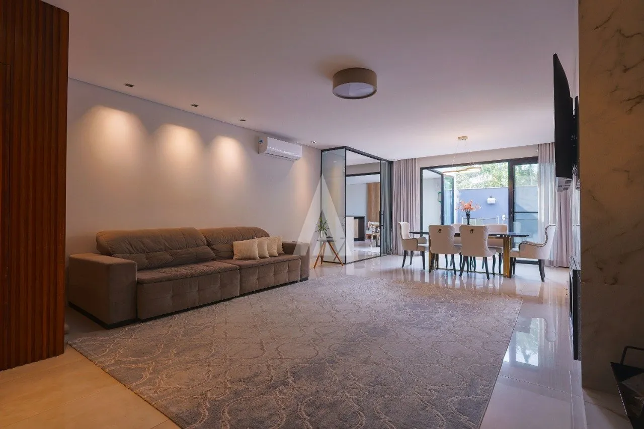 Casa em condomínio fechado com 3 suítes à venda no bairro Vila Nova em Joinville - SC de R$ 2.100.000,00 por R$ 1.890.000,00. - foto 1