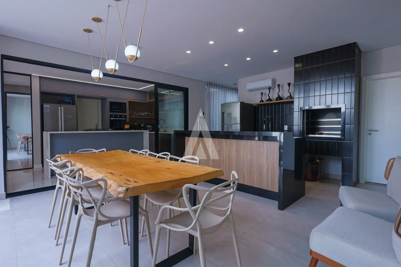 Casa em condomínio fechado com 3 suítes à venda no bairro Vila Nova em Joinville - SC de R$ 2.100.000,00 por R$ 1.890.000,00. — foto 3