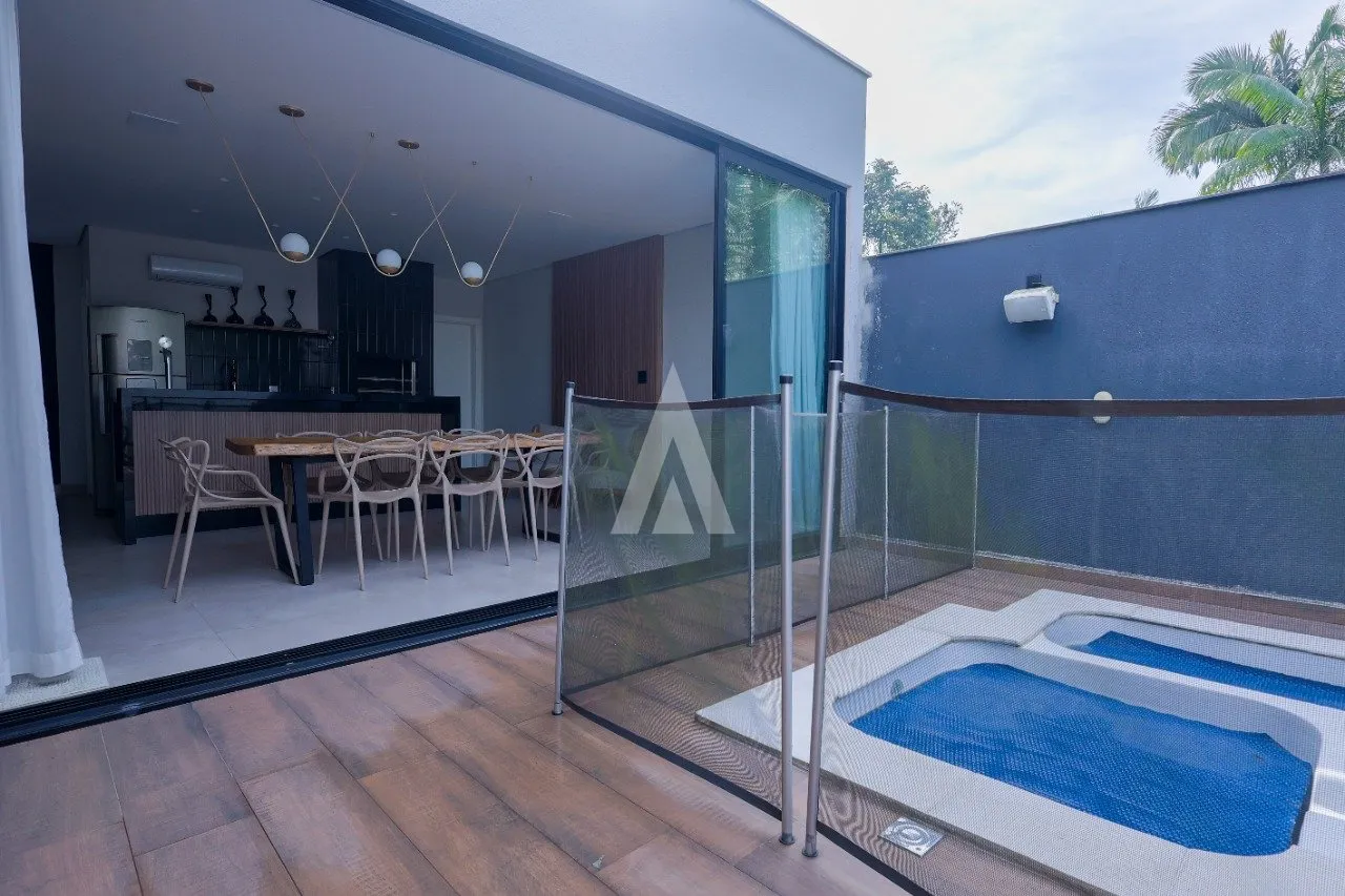 Casa em condomínio fechado com 3 suítes à venda no bairro Vila Nova em Joinville - SC de R$ 2.100.000,00 por R$ 1.890.000,00. — foto 6