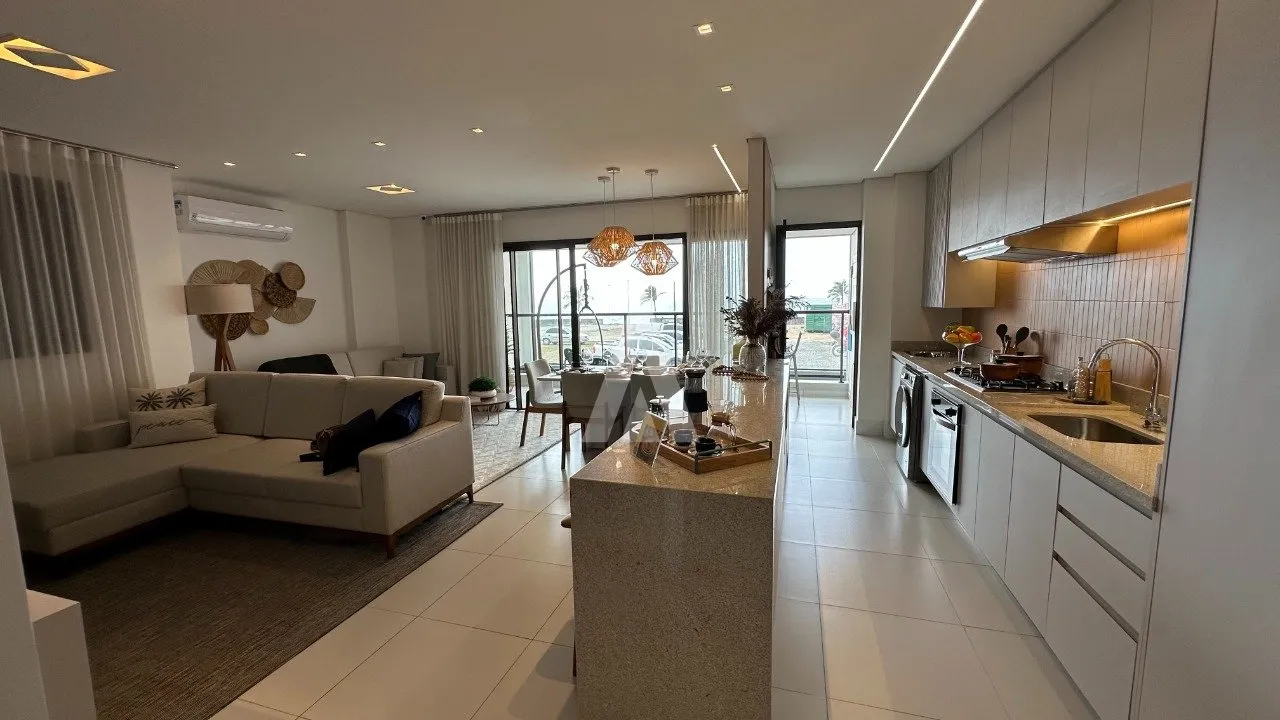 Apartamento com 1 suíte e mais 1 quarto à venda na praia do Tabuleiro em Barra Velha - SC por R$ 2.100.000,00. - foto 1