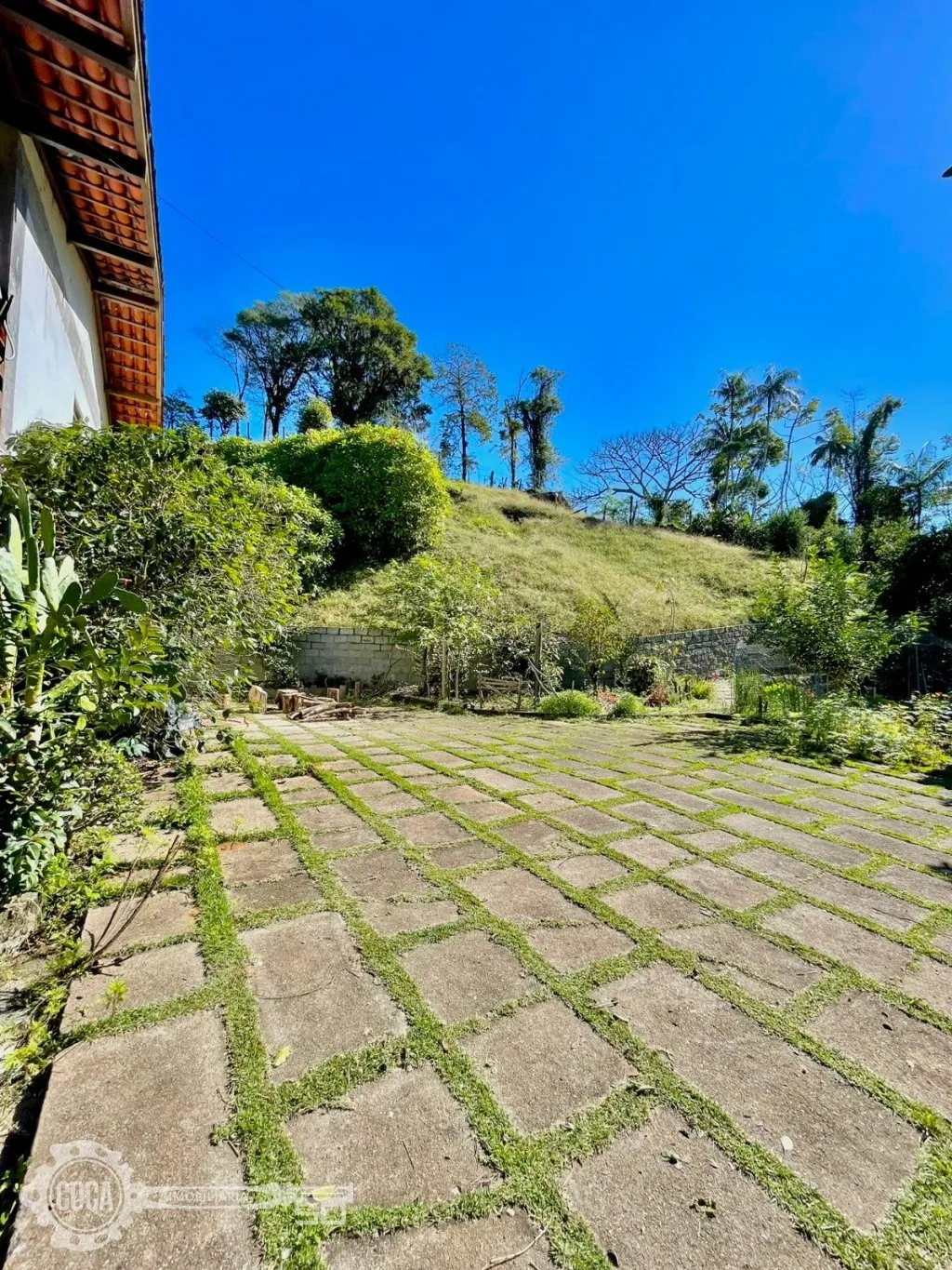 Ampla Casa à Venda no Bairro Água Verde — foto 4