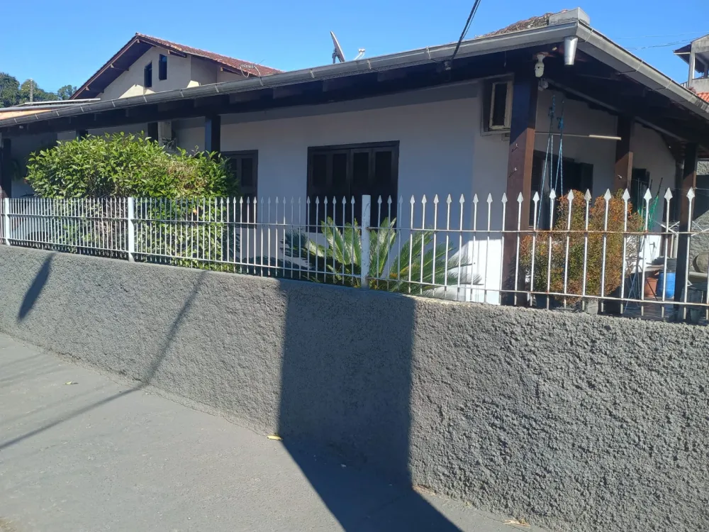 BELA RESIDÊNCIA 3 DORMITÓRIOS - ITOUPAVAZINHA - foto 1
