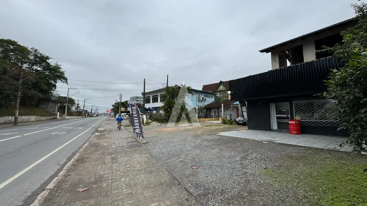 Terreno residencial ou comercial com 725,00m à venda no bairro Floresta em Joinville - SC por R$1.500.000,00. — foto 2