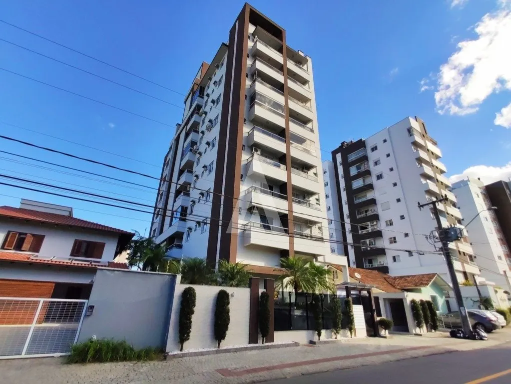 Apartamento com 1 suíte mais 2 quartos à venda no Bairro América em Joinville-SC por R$ 590.000,00 - foto 1