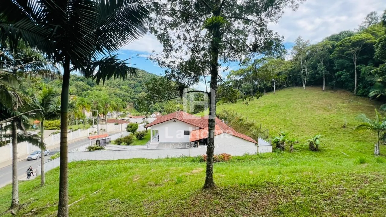 Terreno de 5.812,96 m - Lugar Tranquilo - 5 minutos do centro - Bairro Gasparinho - Gaspar - SC - foto 1