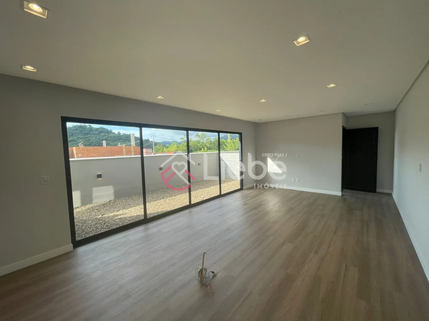 Casa Linda e Charmosa no Residencial BLUMONT com 95,60m de área privativa. Localizado no Residencial Greenpark na cidade de Pomerode. — foto 7