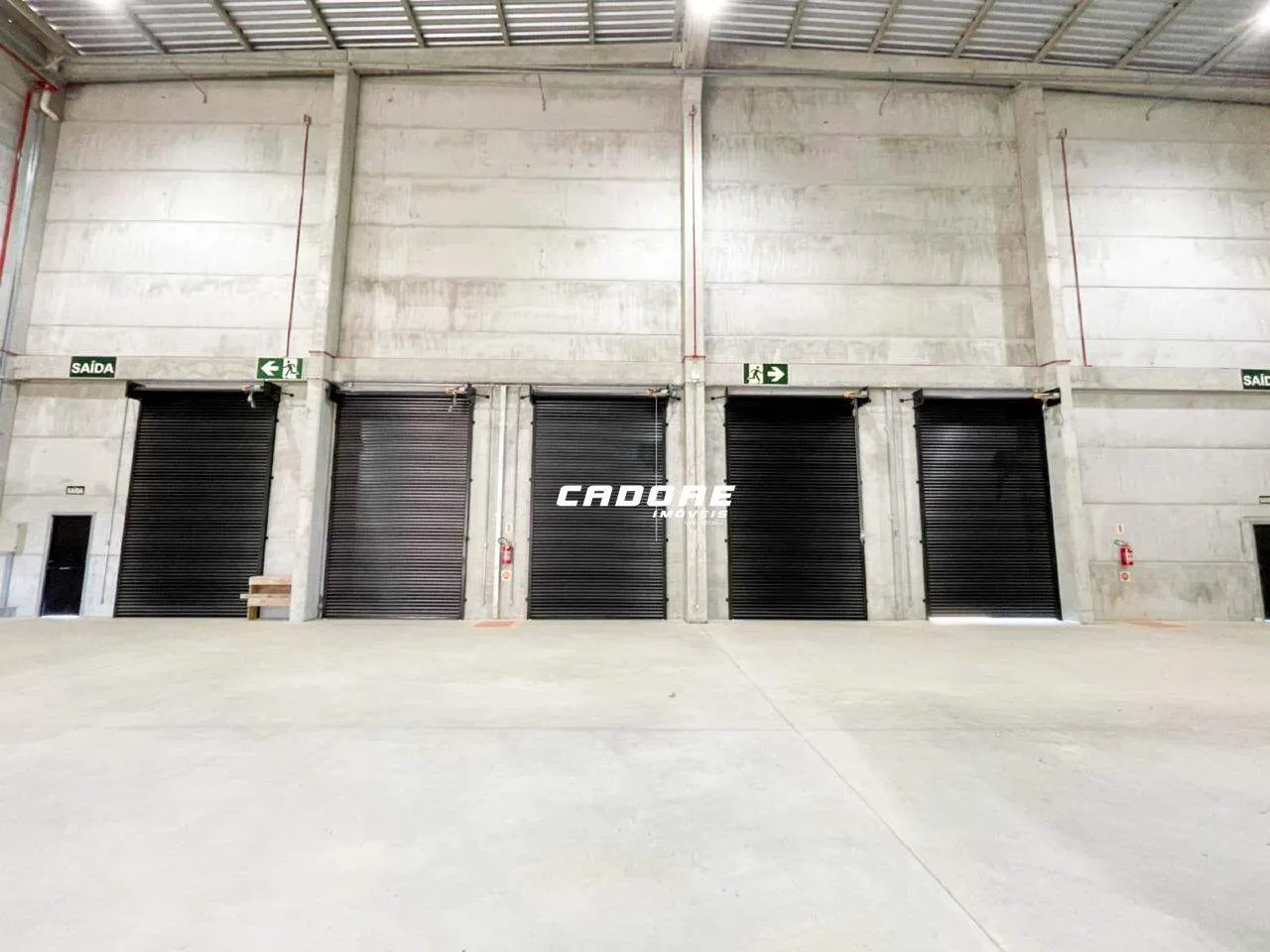 Galpão com aproximadamente 748,71m para locação em Navegantes I Cadore Imóveis — foto 5