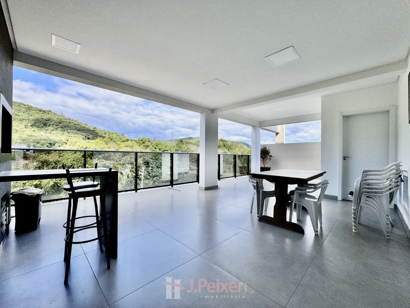 Apartamento de alto padrão com 3 suítes e grandiosa área de festas com excelente localização no bairro Velha Central — foto 2