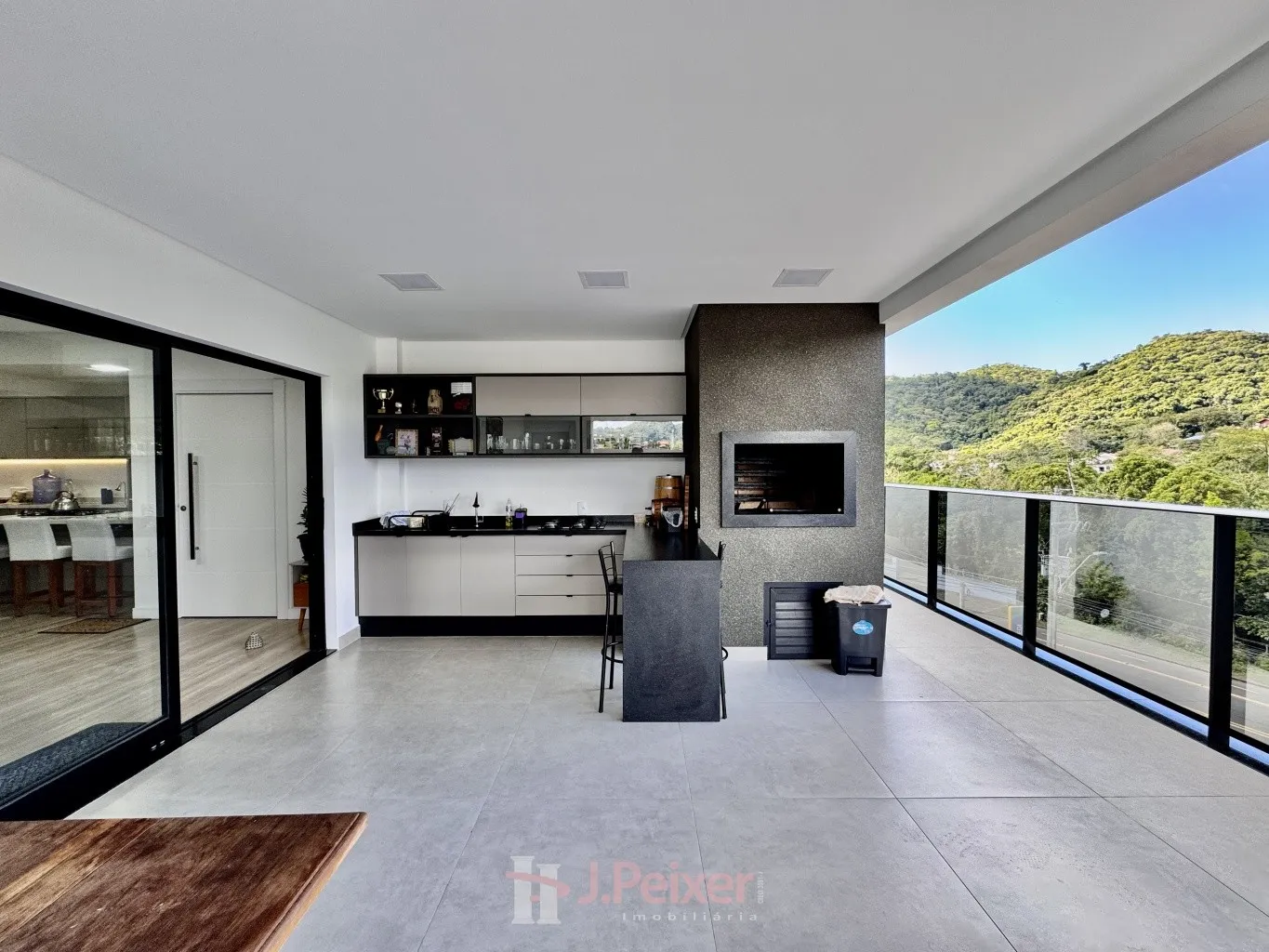 Apartamento de alto padrão com 3 suítes e grandiosa área de festas com excelente localização no bairro Velha Central — foto 3