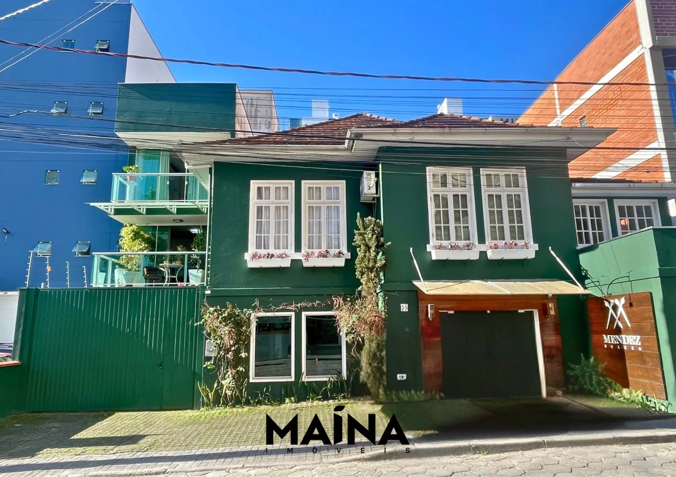 Prédio Comercial à Venda no Victor Konder - Estrutura completa para seu negócio e investimento! - foto 1