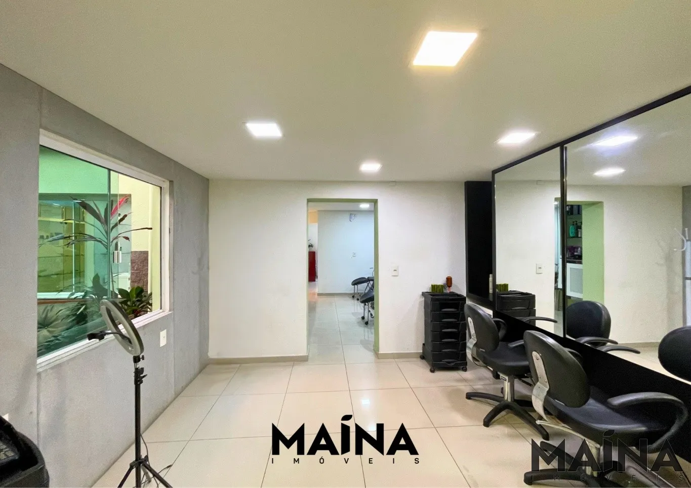 Prédio Comercial à Venda no Victor Konder - Estrutura completa para seu negócio e investimento! — foto 5