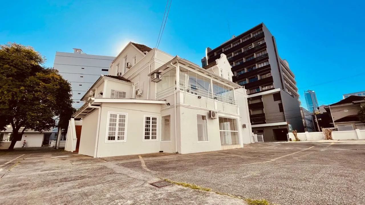 Casa Comercial para Locação no Centro de Blumenau - Em Frente ao Hospital Santa Isabel — foto 6