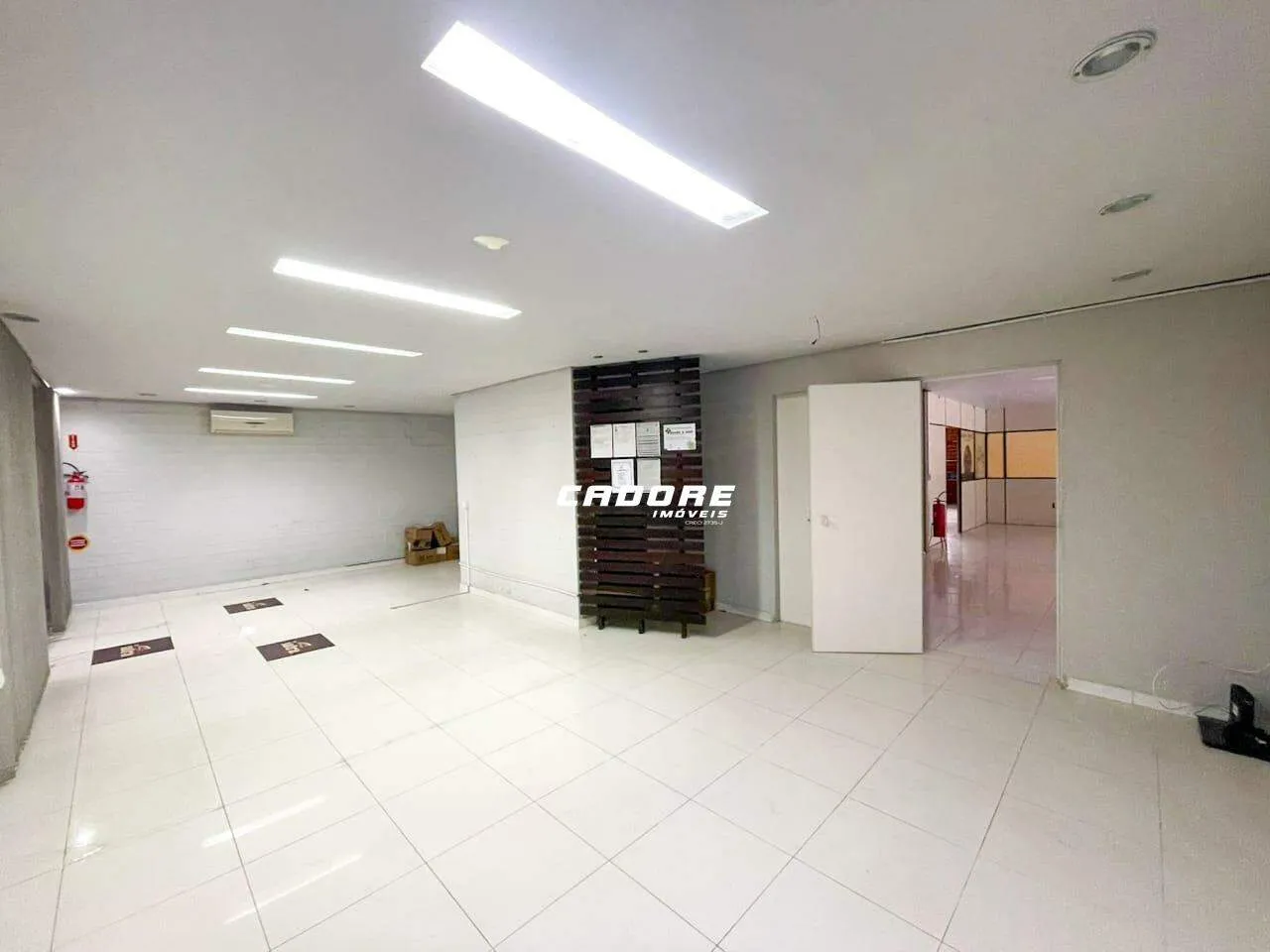 Excelente galpão com aproximadamente 350m para locação no bairro Do Salto I Cadore Imóveis — foto 4