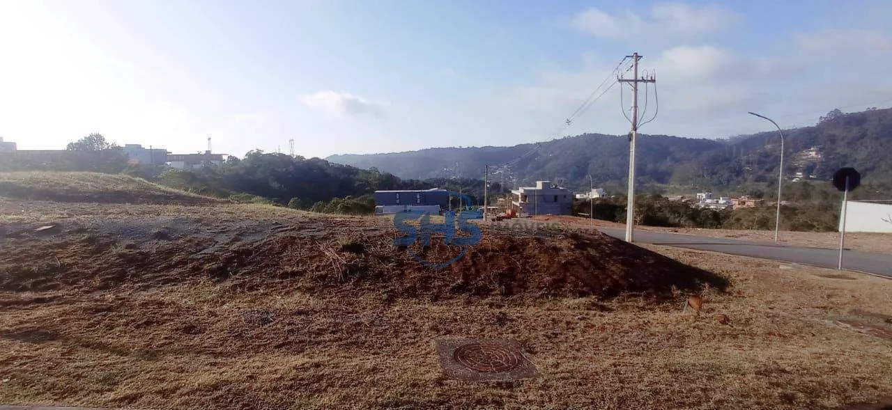 Terreno plano no Condomínio Paysage Privilége Parque no Bairro Ponta Aguda. — foto 3