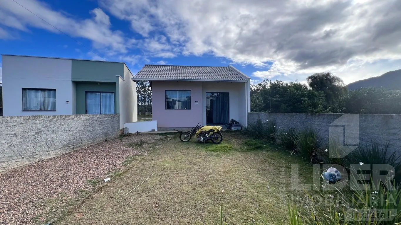 Casa com 27m contendo 1 dormitório no bairro do Warnow — foto 2