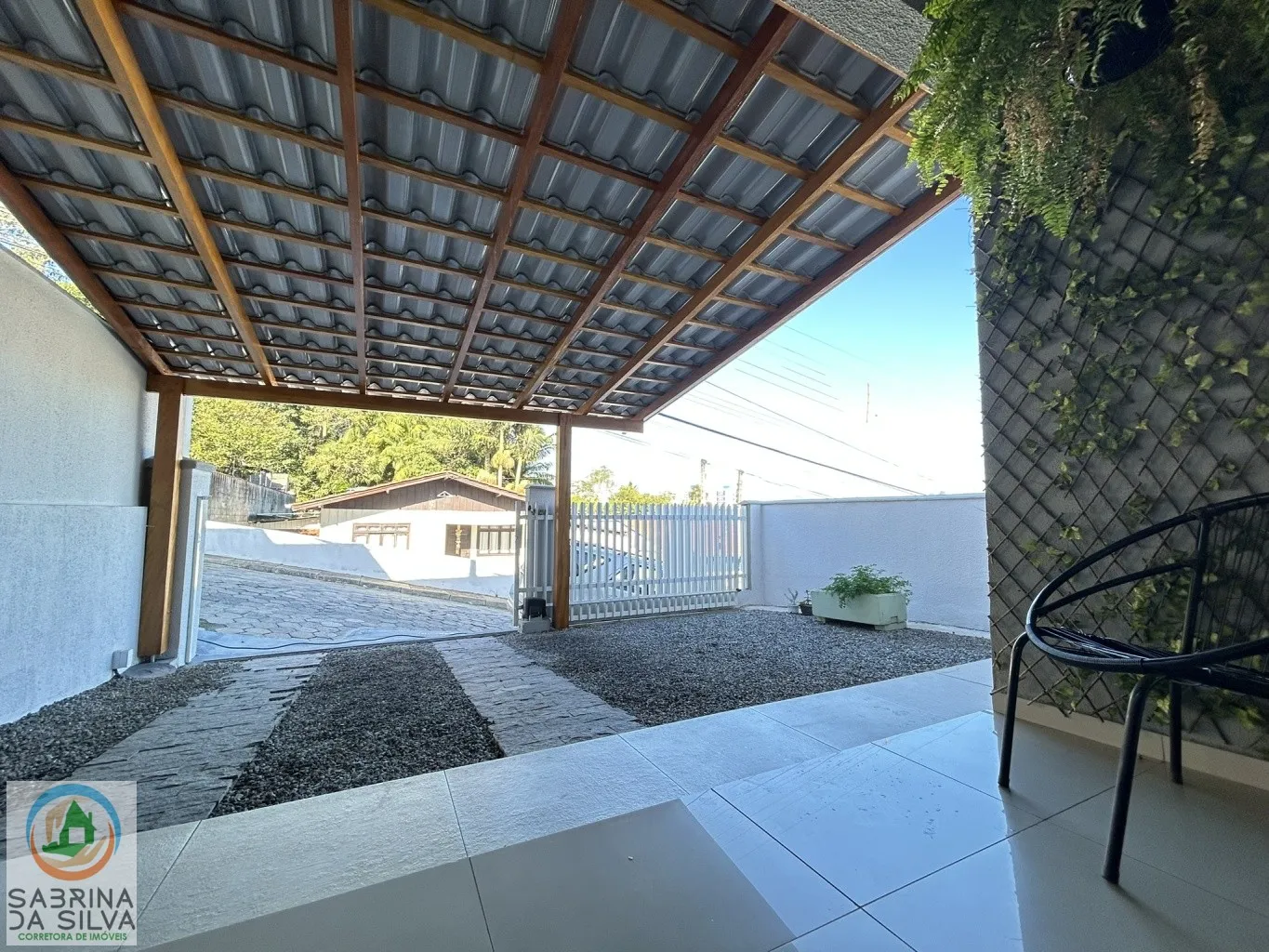 Sobrado de 3 dormitórios ótimo padrão — foto 3