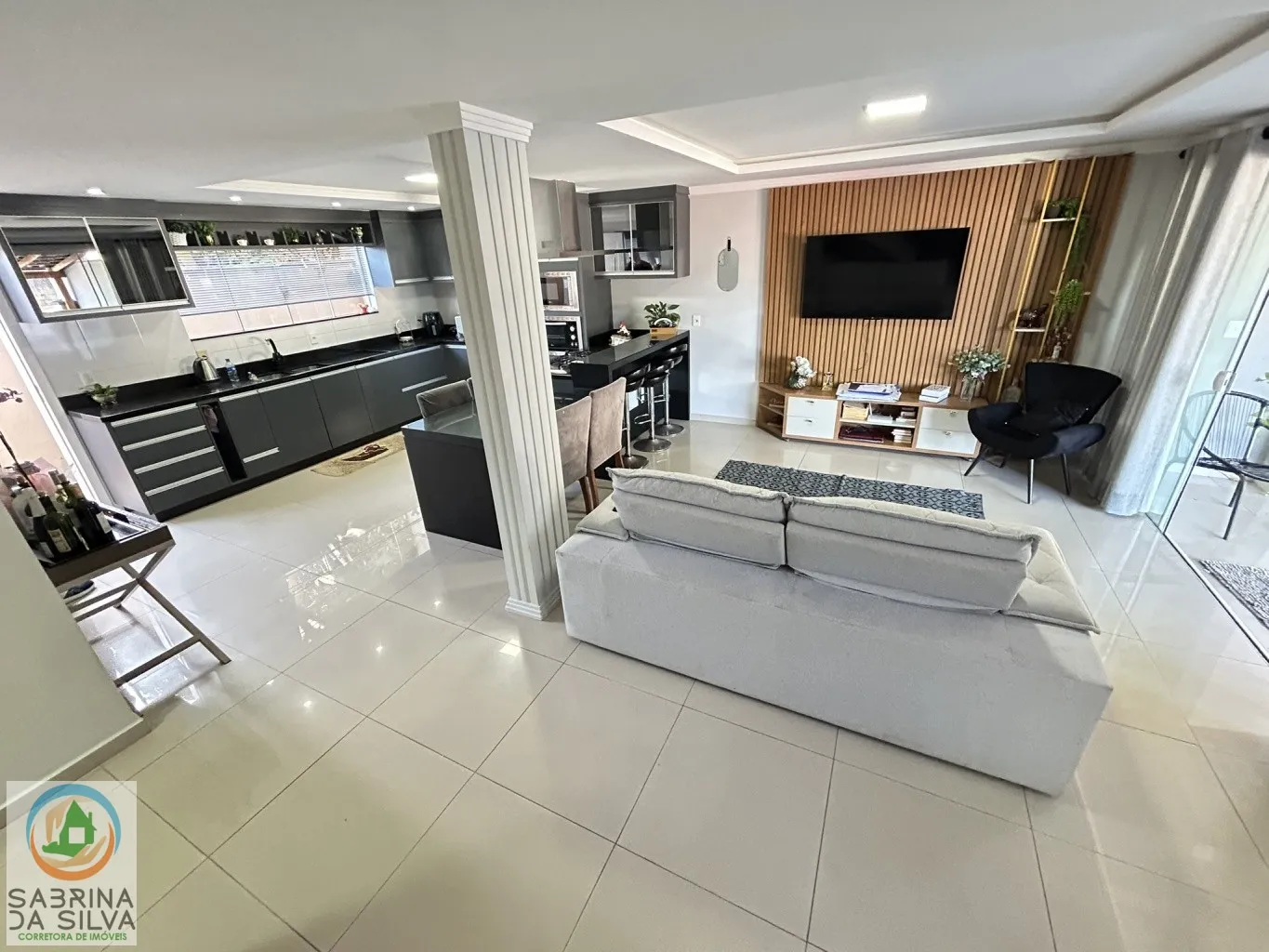 Sobrado de 3 dormitórios ótimo padrão — foto 4