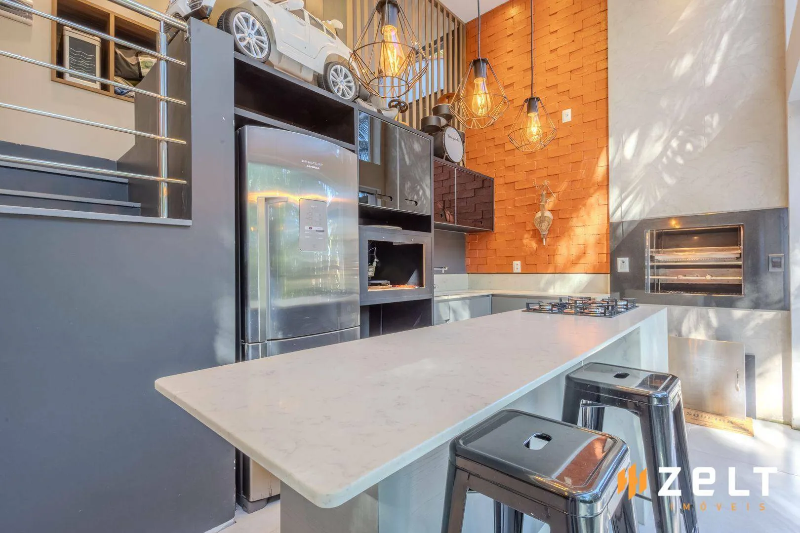 Casa com 3 dormitórios à venda, 220 m por R$ 990.000,00 - Fortaleza - Blumenau/SC — foto 3