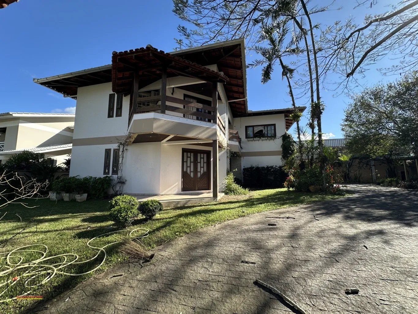Casa ampla no Bairro Vorstard em Blumenau com 3 dormitórios sendo 1 suíte master! — foto 2