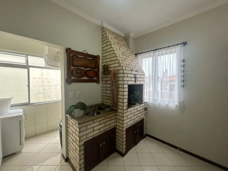Casa com 3 dormitórios , mobiliada e piscina. Excelente casa no centro de Gaspar/SC. — foto 5