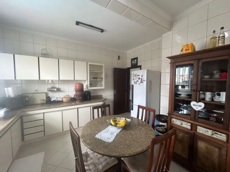 Casa com 3 dormitórios , mobiliada e piscina. Excelente casa no centro de Gaspar/SC. — foto 7