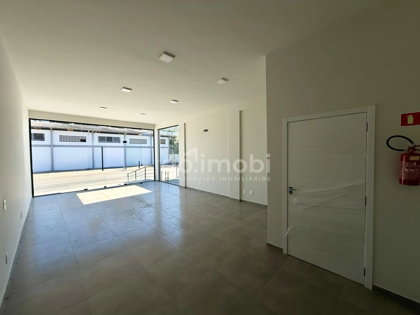 Sala comercial em ótima localização no Bairro Carijós em Indaial — foto 7