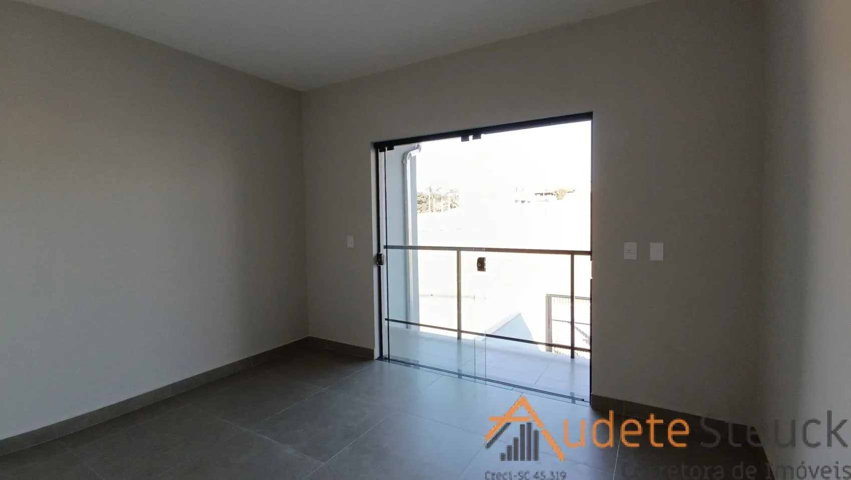 Sobrado à Venda no Bairro Itoupavazinha - Blumenau/SC — foto 4