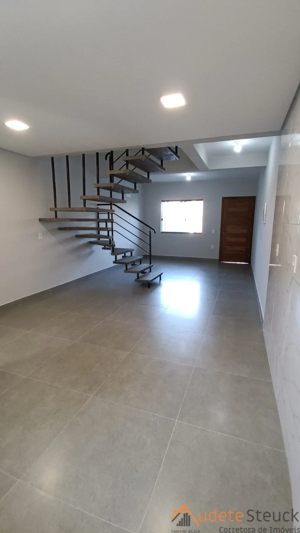 Sobrado à Venda no Bairro Itoupavazinha - Blumenau/SC — foto 6