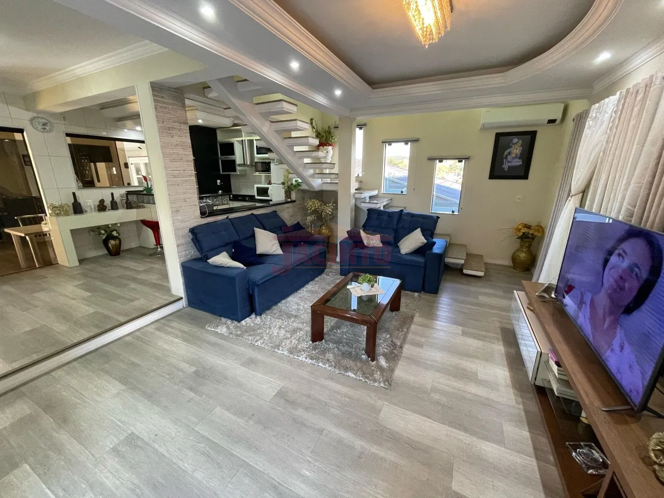 Casa ampla de 2 pavimentos à venda - Excelente localização no bairro Fortaleza! — foto 6