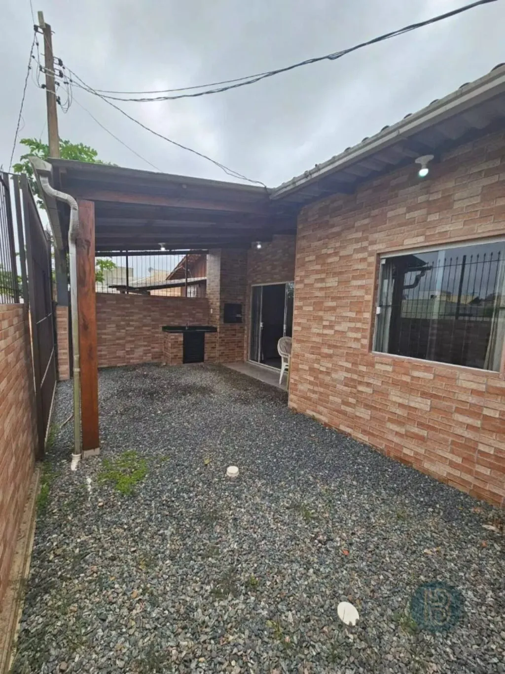 Casa na praia de Itajuba com 02 quartos - foto 1