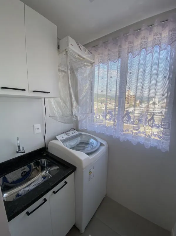 Apartamento novo mobiliado e decorado tipo loft contendo 33m de área privativa e uma vaga de garagem coberta ao lado da Vila Germânica. — foto 4