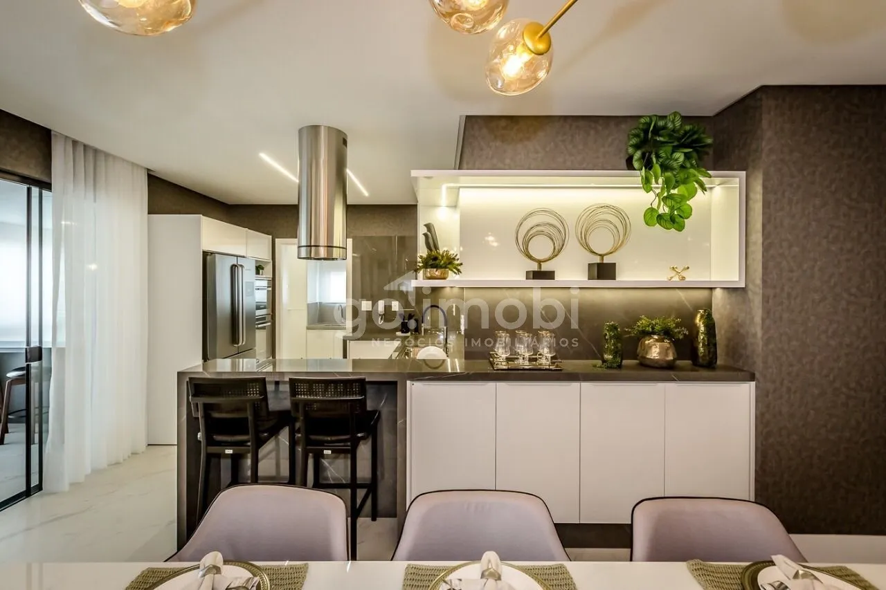 Lindo apartamento decorado de 4 suítes em Meia Praia - Itapema - foto 1