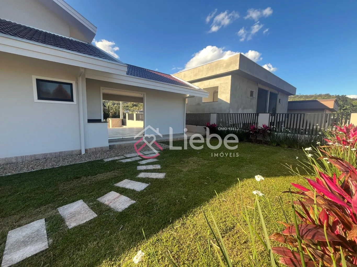 Casa Linda e Charmosa no bairro Ribeirão Areia na cidade de Pomerode com 220,29m de área privativa. — foto 5