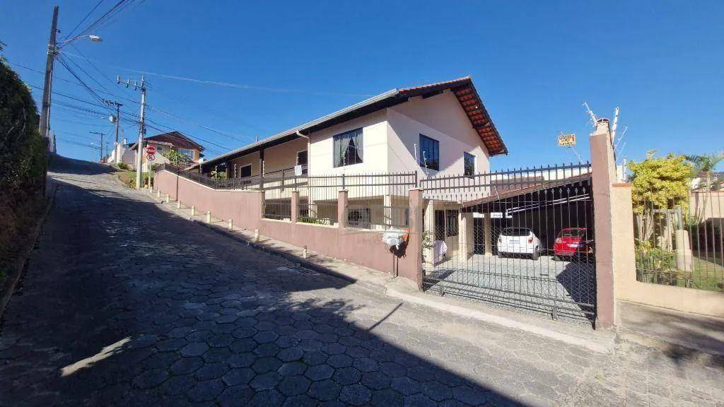 Casa com 5 dormitórios à venda, 282 m por R$ 1.100.000 - Água Verde - Blumenau/SC — foto 3