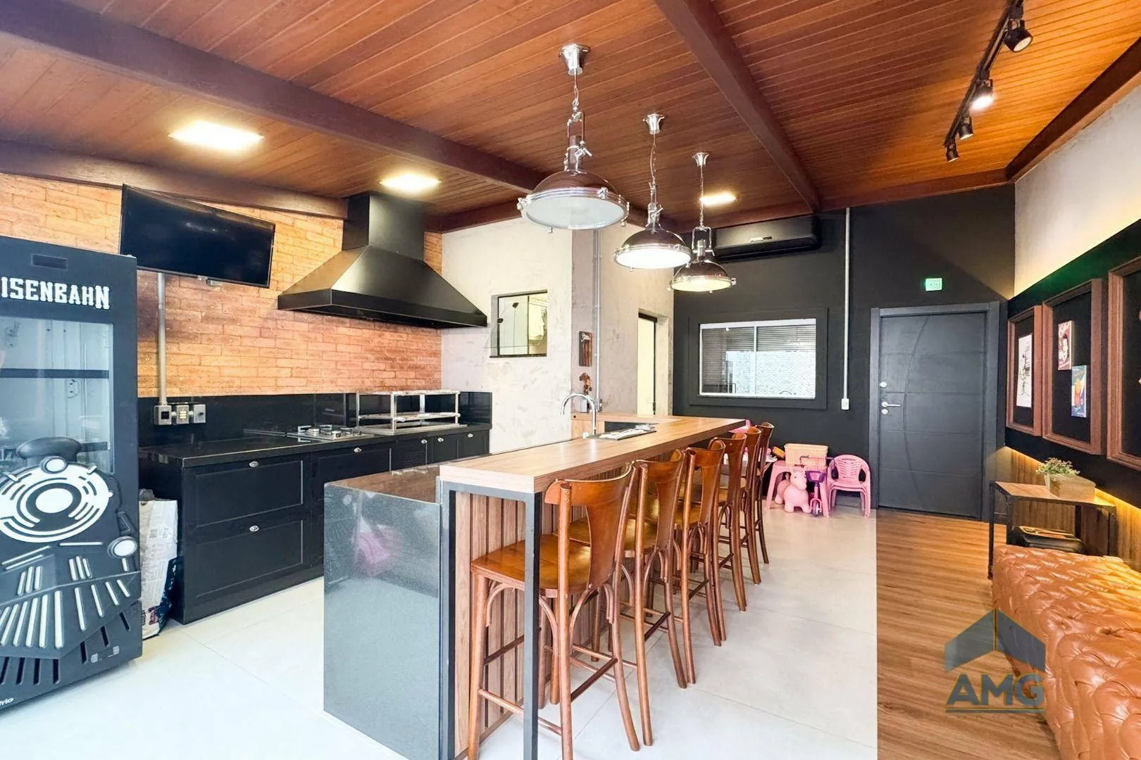 Casa com 2 dormitórios à venda, 128 m por R$ 689.000,00 - Água Verde - Blumenau/SC - foto 1