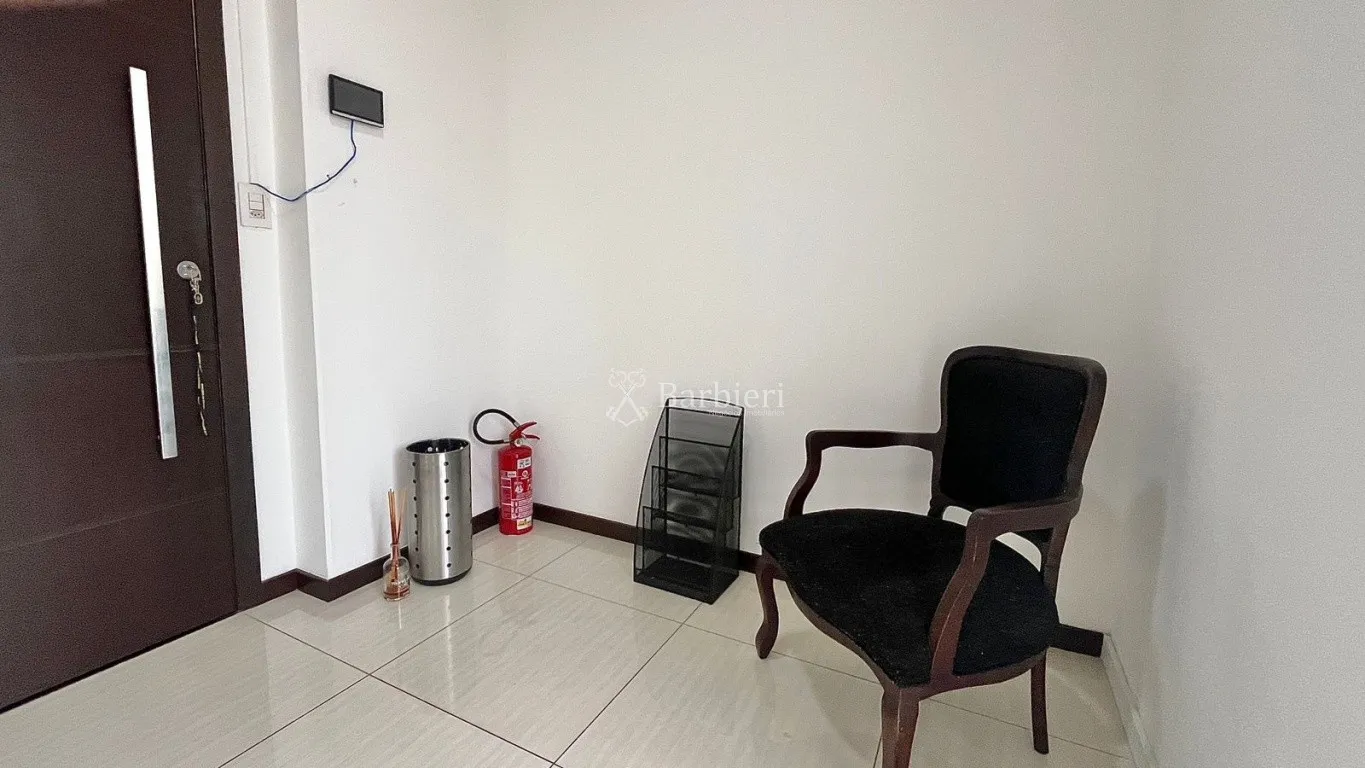 Sala comercial na rua XV de Novembro em Blumenau/SC — foto 6